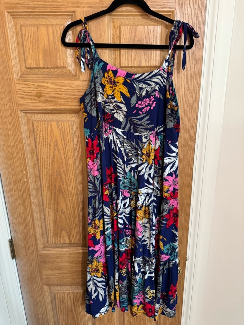 Navy Floral Tie-Shoulder Midi Dress